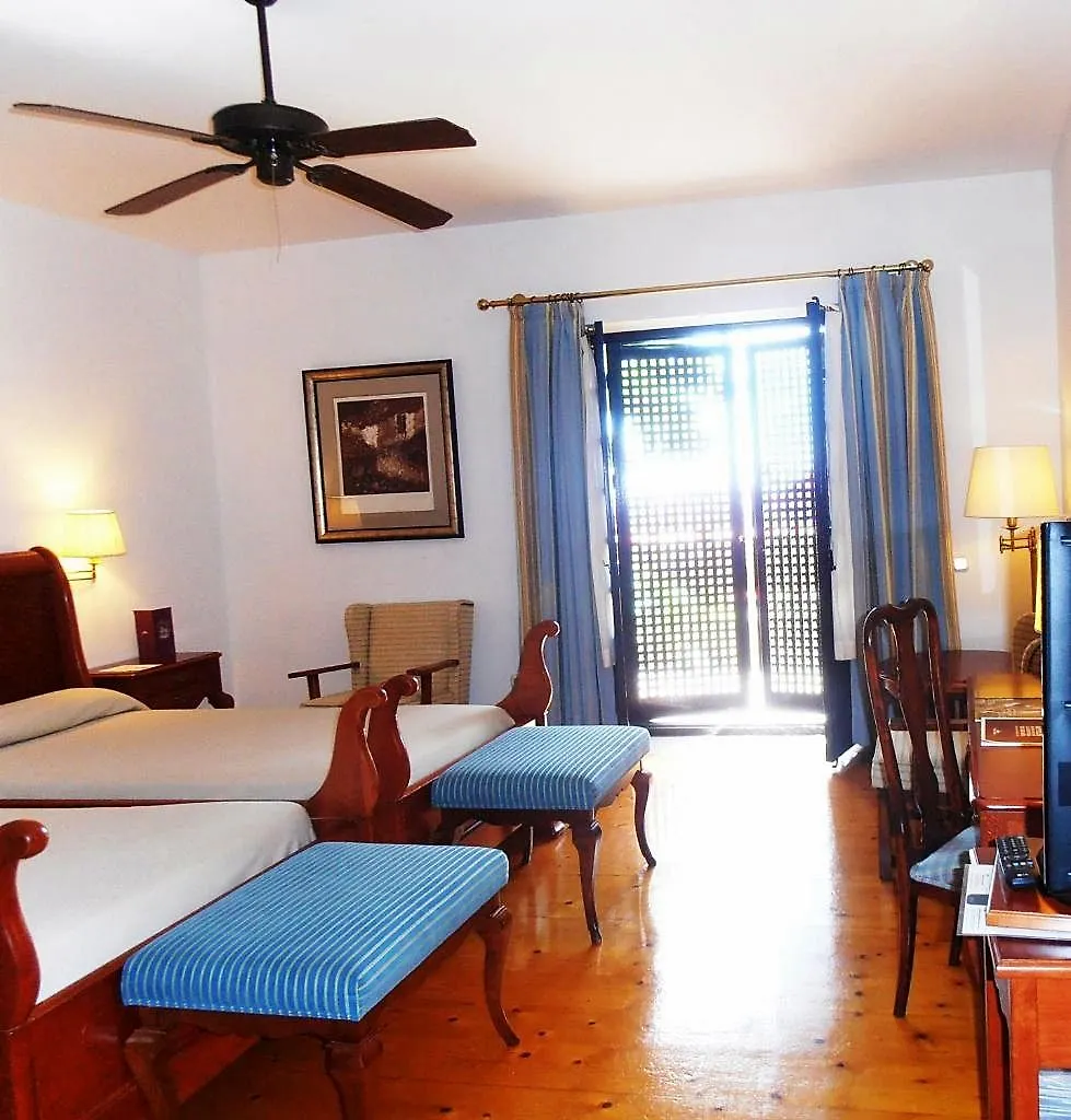 Отель Parador De La Gomera Сан-Себастьян-де-ла-Гомера